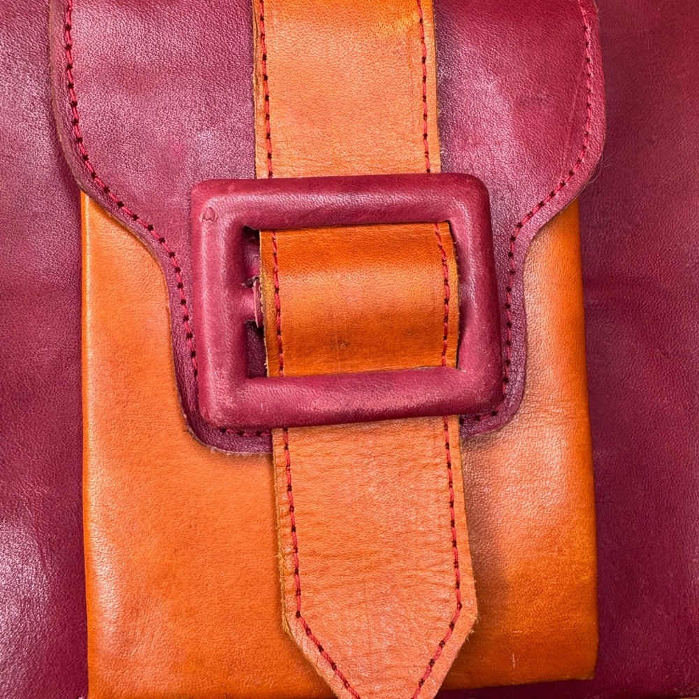 Leaders in Leather Vintage Leather Tote Bag - Picture 15 of 16